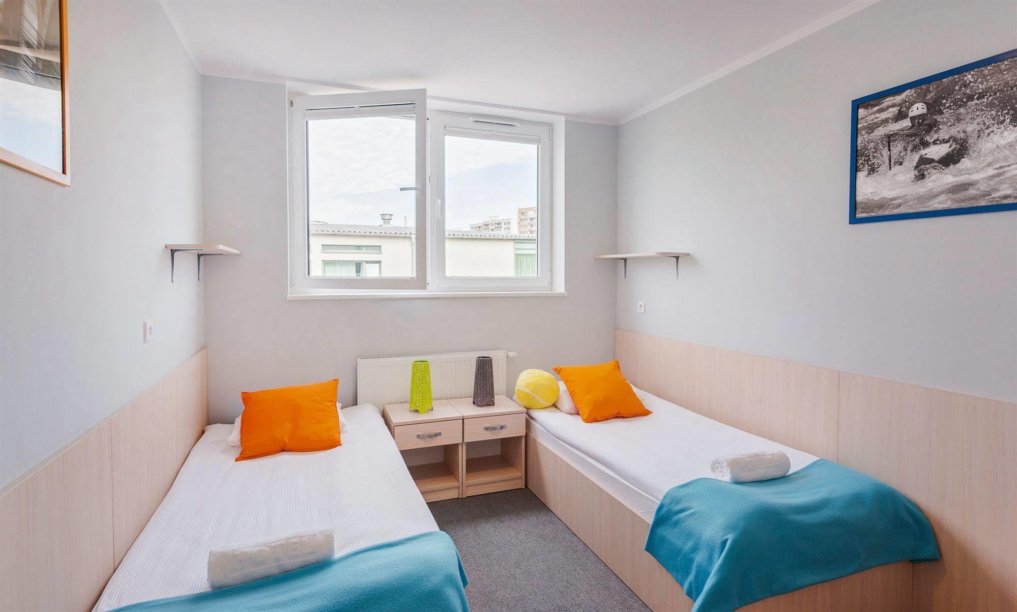 Hostel Rakietka グダニスク エクステリア 写真