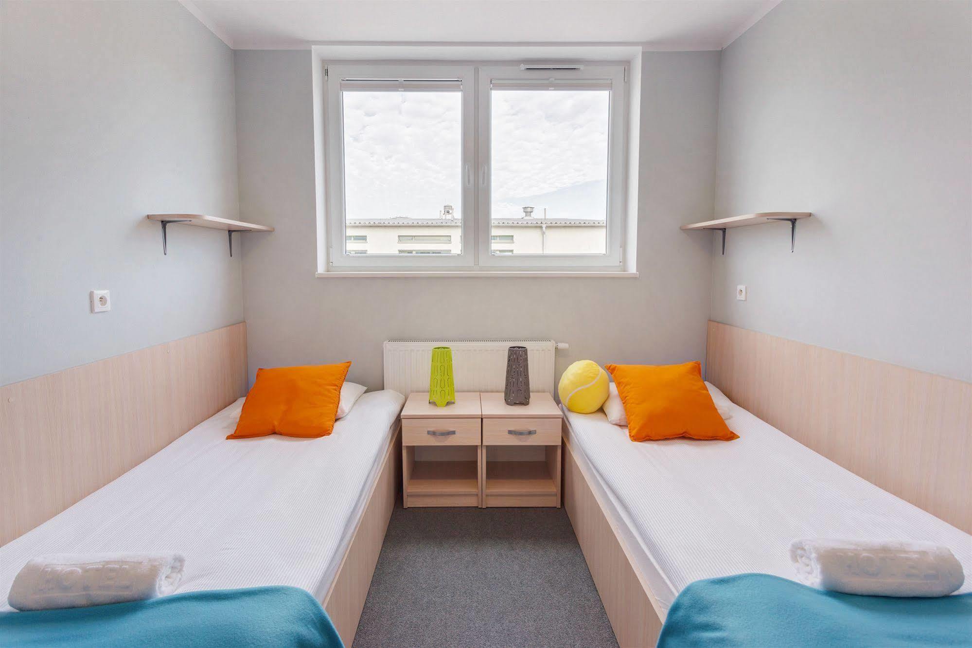 Hostel Rakietka グダニスク エクステリア 写真