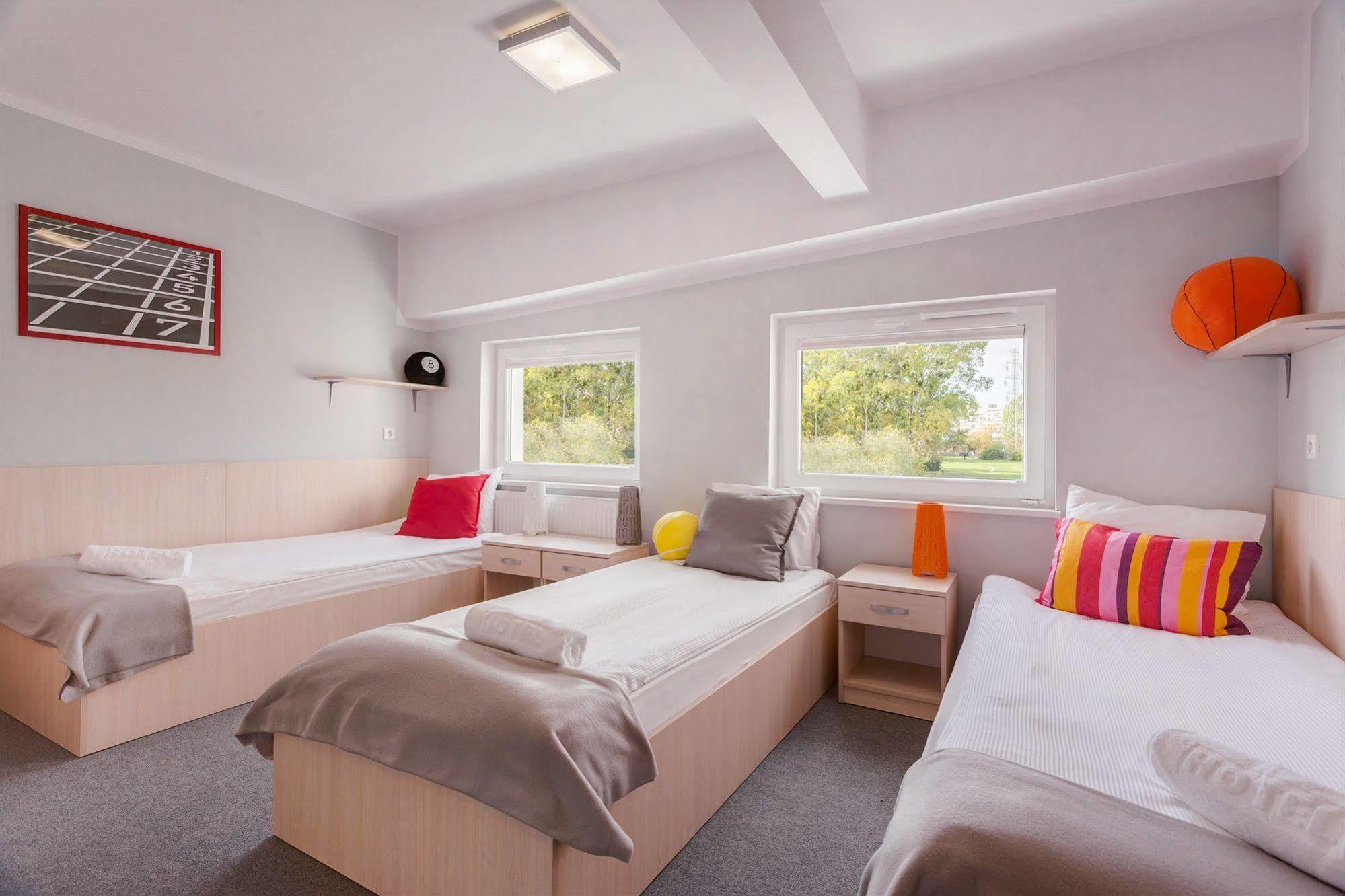 Hostel Rakietka グダニスク エクステリア 写真